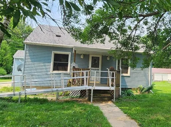 305 N Best Ave, Jeffers, MN 56145