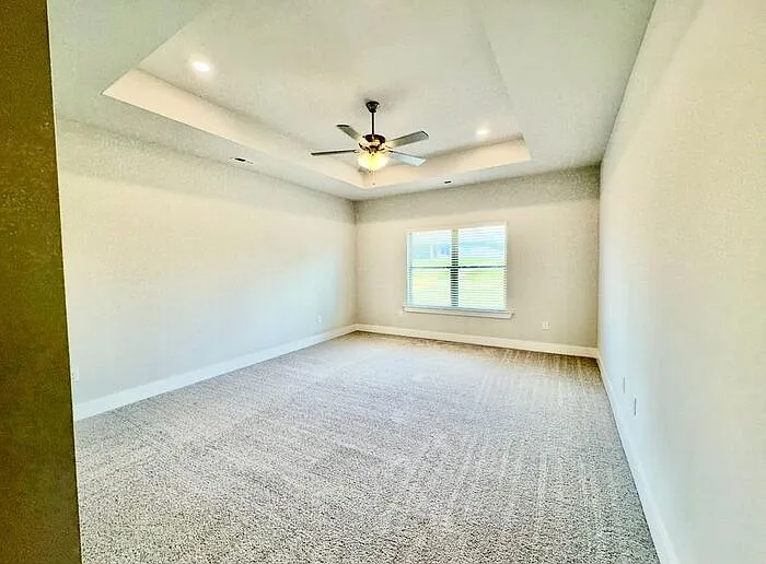 207 John Clift Cir — Photo 16