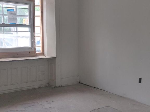 3rd image of 2123 N 22nd St
