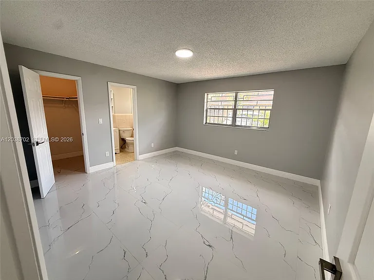 252 NW 50th Ave — Photo 10