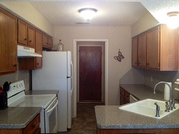 4th image of 4516 Crenshaw Dr