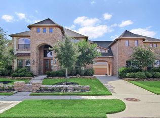 18702 N Thomas Shore Dr, Cypress, TX 77433