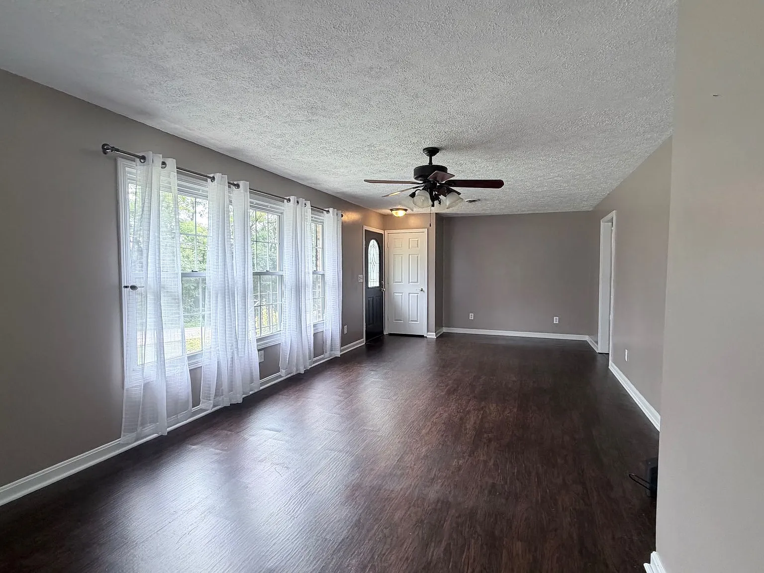 365 Boyd L — Photo 2