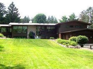 7665 Modock Rd, Victor, NY 14564