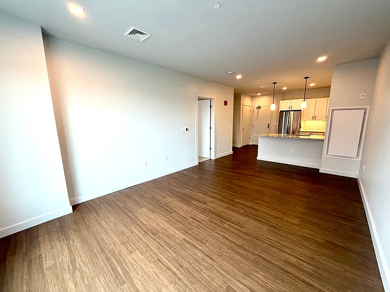 45 W Central St #313 — Photo 7