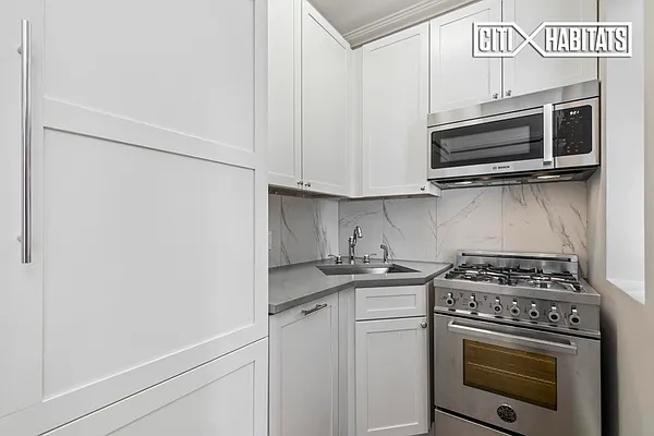Rented by Citi Habitats | media 11