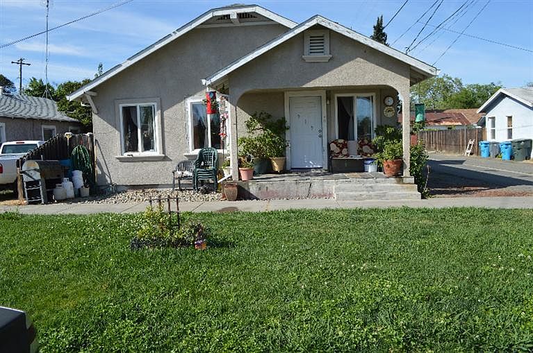 1st image of 919 12th St
