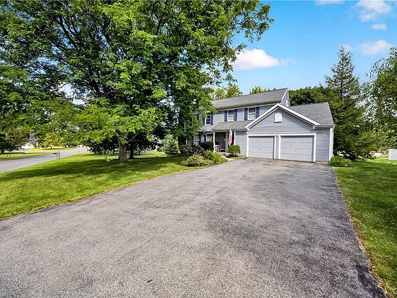 3rd image of 4932 Tinderbox Cir
