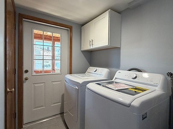 2nd image of 117 Merrymount Rd #1