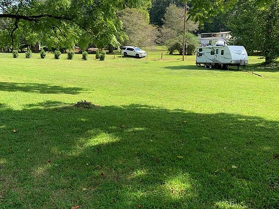 4th image of 851 Sugarfork Rd