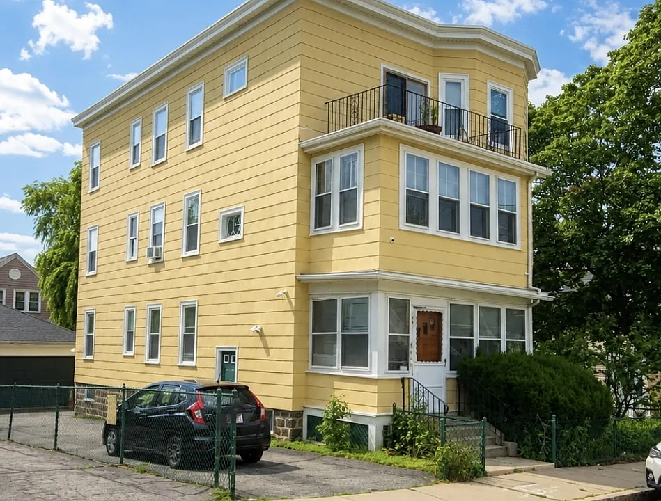7-9 Ware St #2