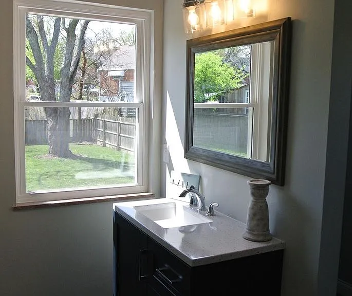 3121 Clifford Ave — Photo 8