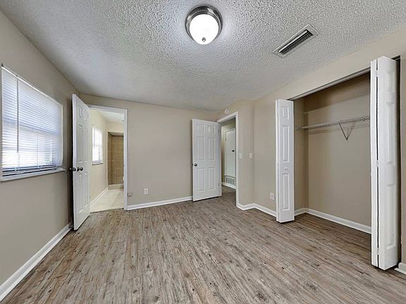 5th image of 11502 Americana Ln