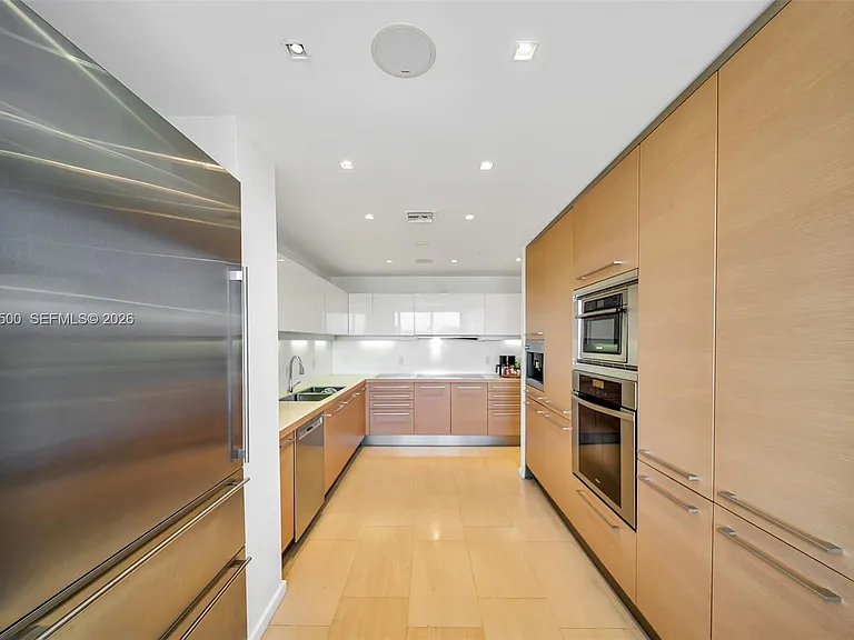 151 Crandon Blvd #500 — Photo 14