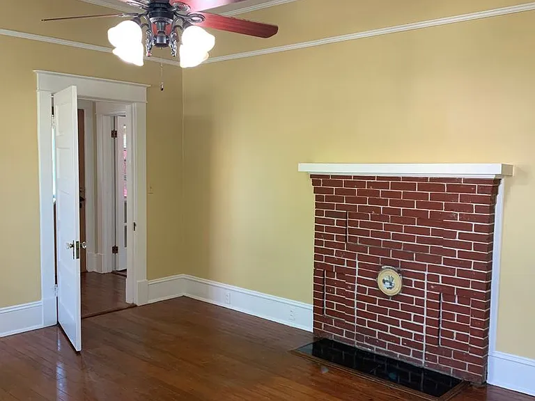 110 N Hilliard St — Photo 9