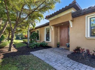 5802 Cavano Dr, Sarasota, FL 34231