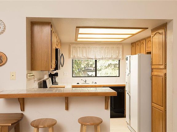 5th image of 43099 Bear Creek Ct #0