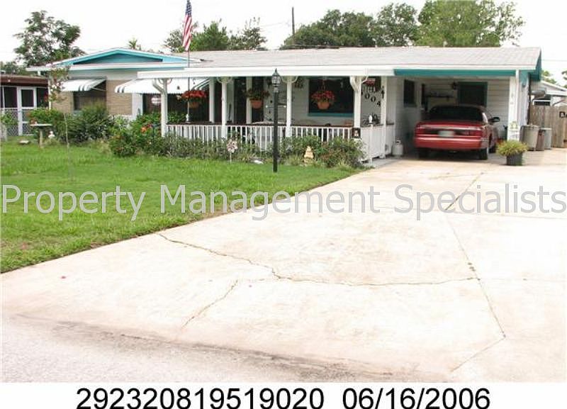 2nd image of 6004 Edgebrook Dr