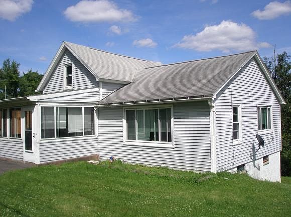 1st image of 300 Glendale Dr