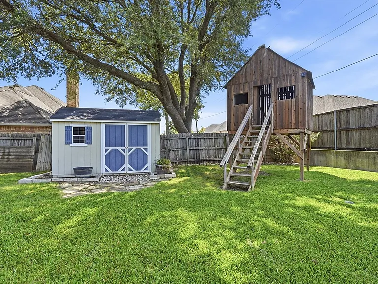 410 Roundabout Dr — Photo 28