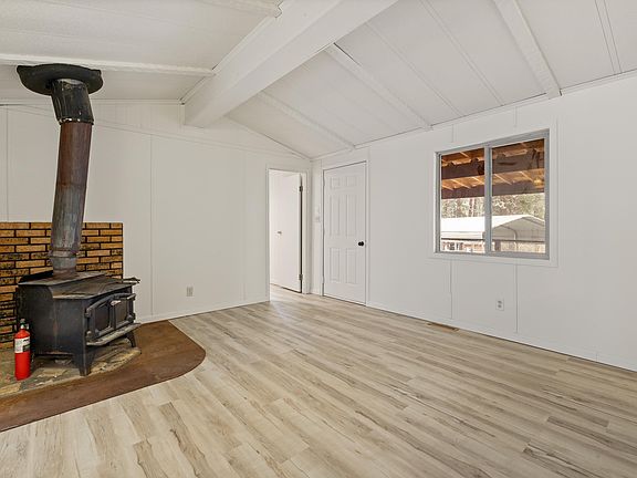 5th image of 13073 Pine Cliff Cir
