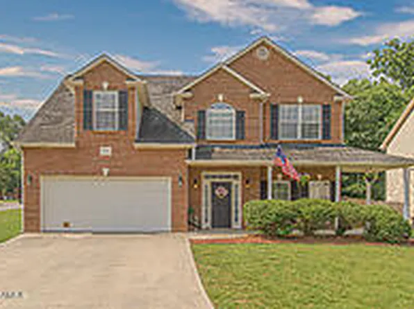 1544 Crescent Oaks Ln, Lenoir City, TN 37772