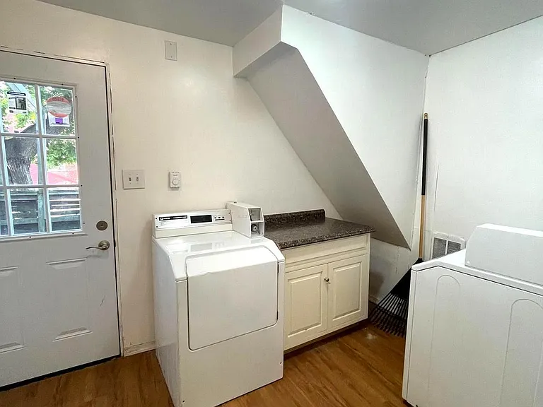 277 S Potomac St #3 — Photo 6