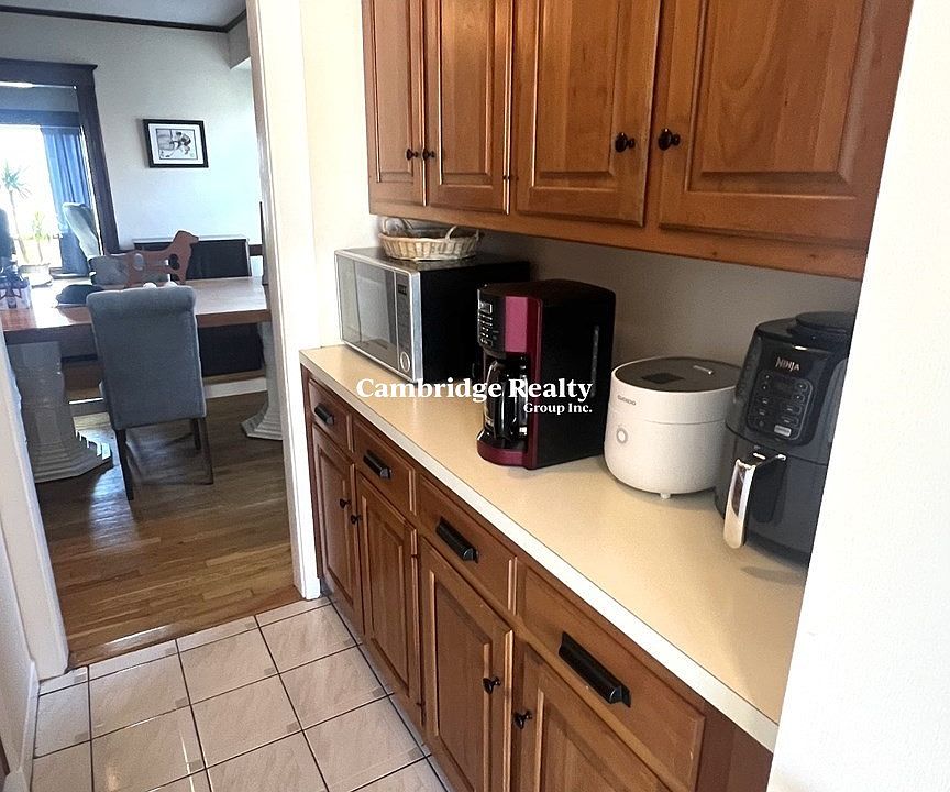 1st image of 36-38 Willard Ave #2T