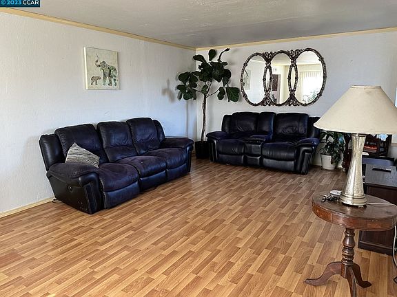 2nd image of 505 S 16th St