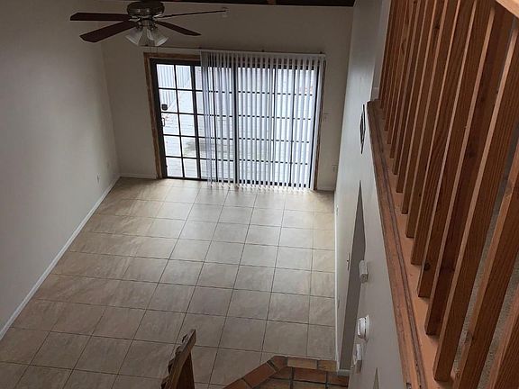5th image of 406 SE 7th St