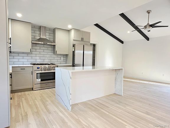 5th image of 185 Wakeman Road