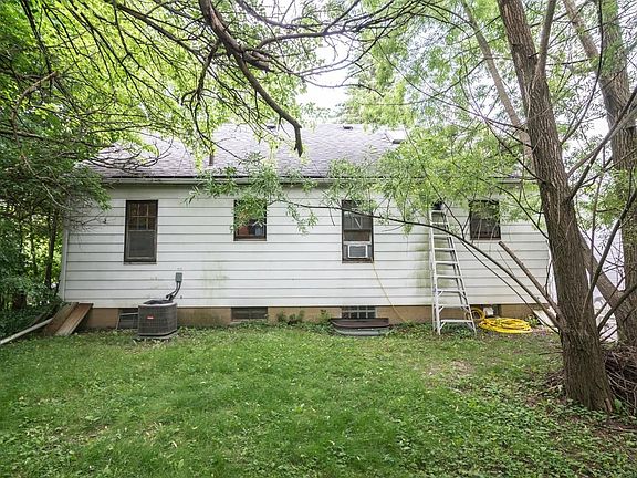 5th image of 655 Ironwood Dr