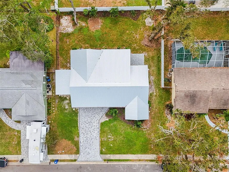 5528 Briarcliff Dr — Photo 39