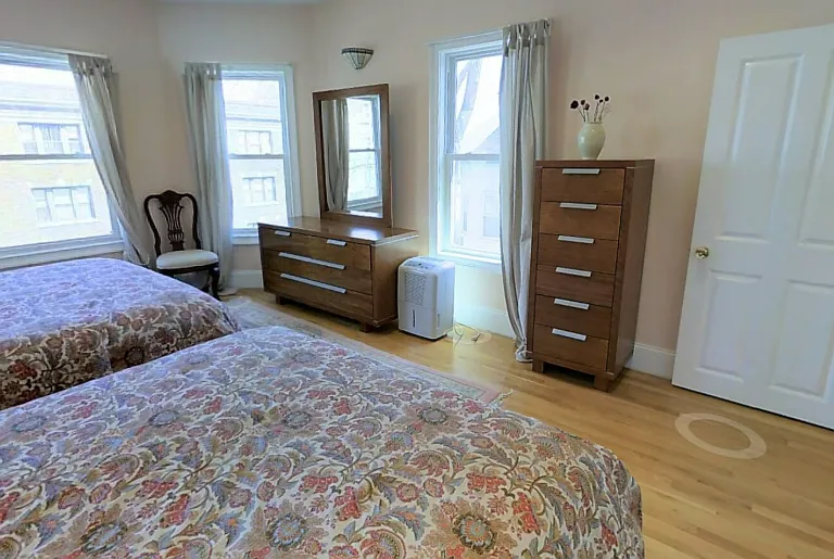 72 Georgia St #1 — Photo 5