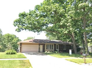 2411 Elderwood Dr NW, Grand Rapids, MI 49544