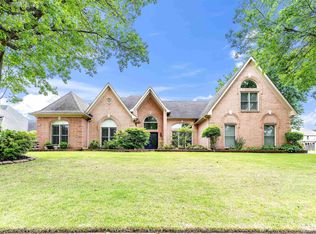 1975 Almadale Farms Pkwy, Collierville, TN 38017