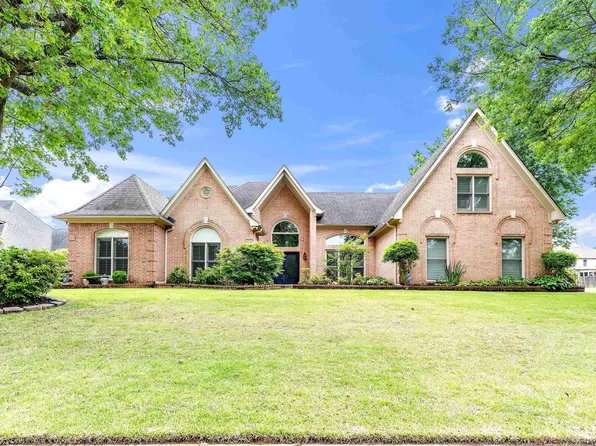 1975 Almadale Farms Pkwy, Collierville, TN 38017