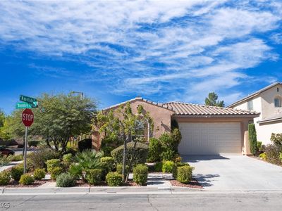 1695 Boundary Peak Way, Las Vegas, NV, 89135