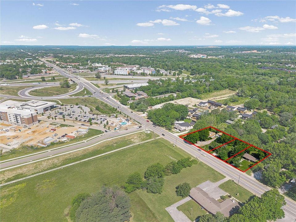 1st image of 2418-2510 W Wedington Dr #2460