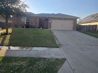 405 Hyltin St, Hutto, TX 78634