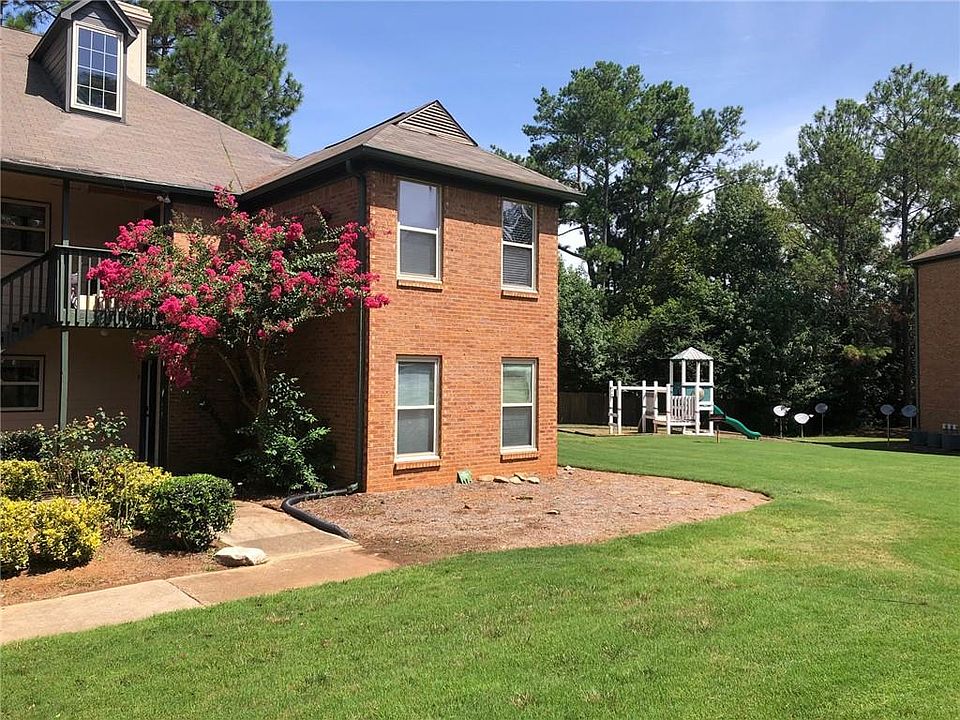 1st image of 501 Bedfort Dr