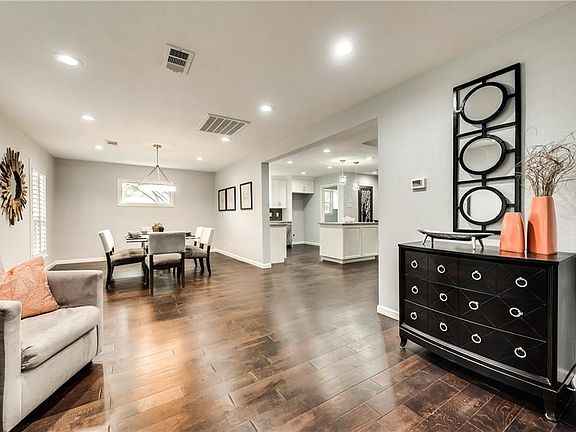 5th image of 10448 Cromwell Dr