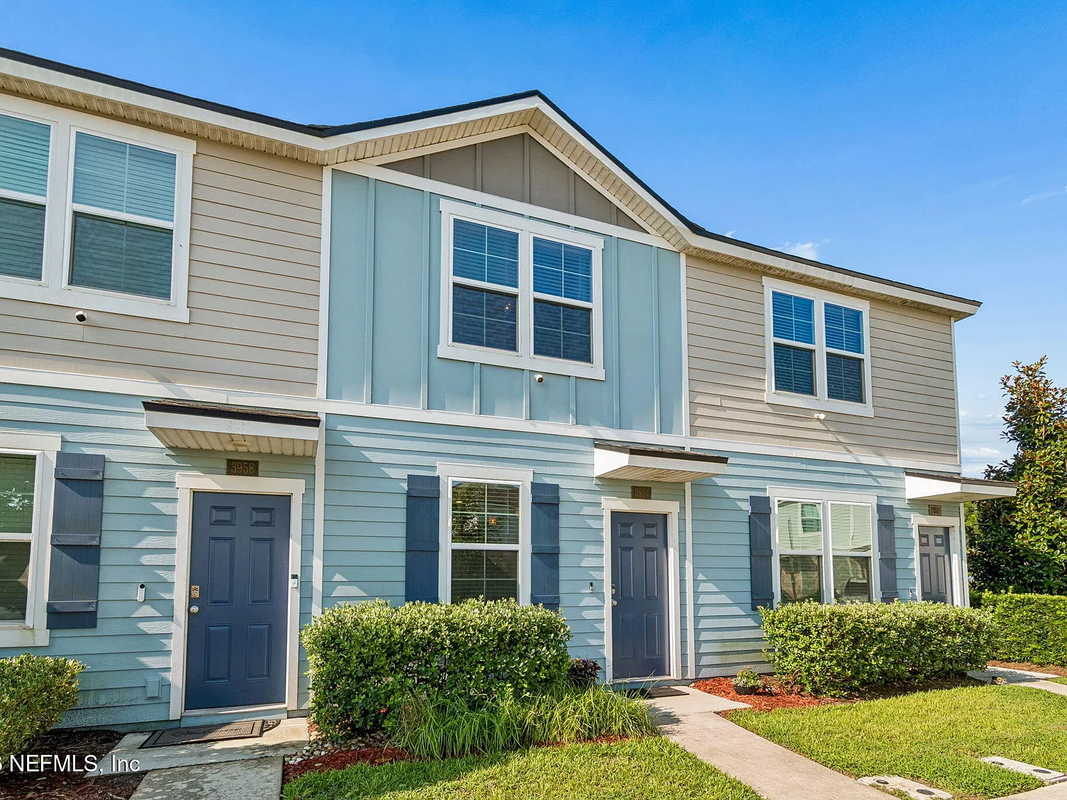 2 bed, 2.5 bath, 1109 sqft, $1,595 — Photo 4