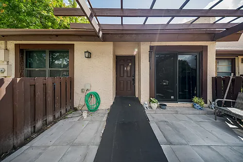 8397 NW 37th Pl Photo 1