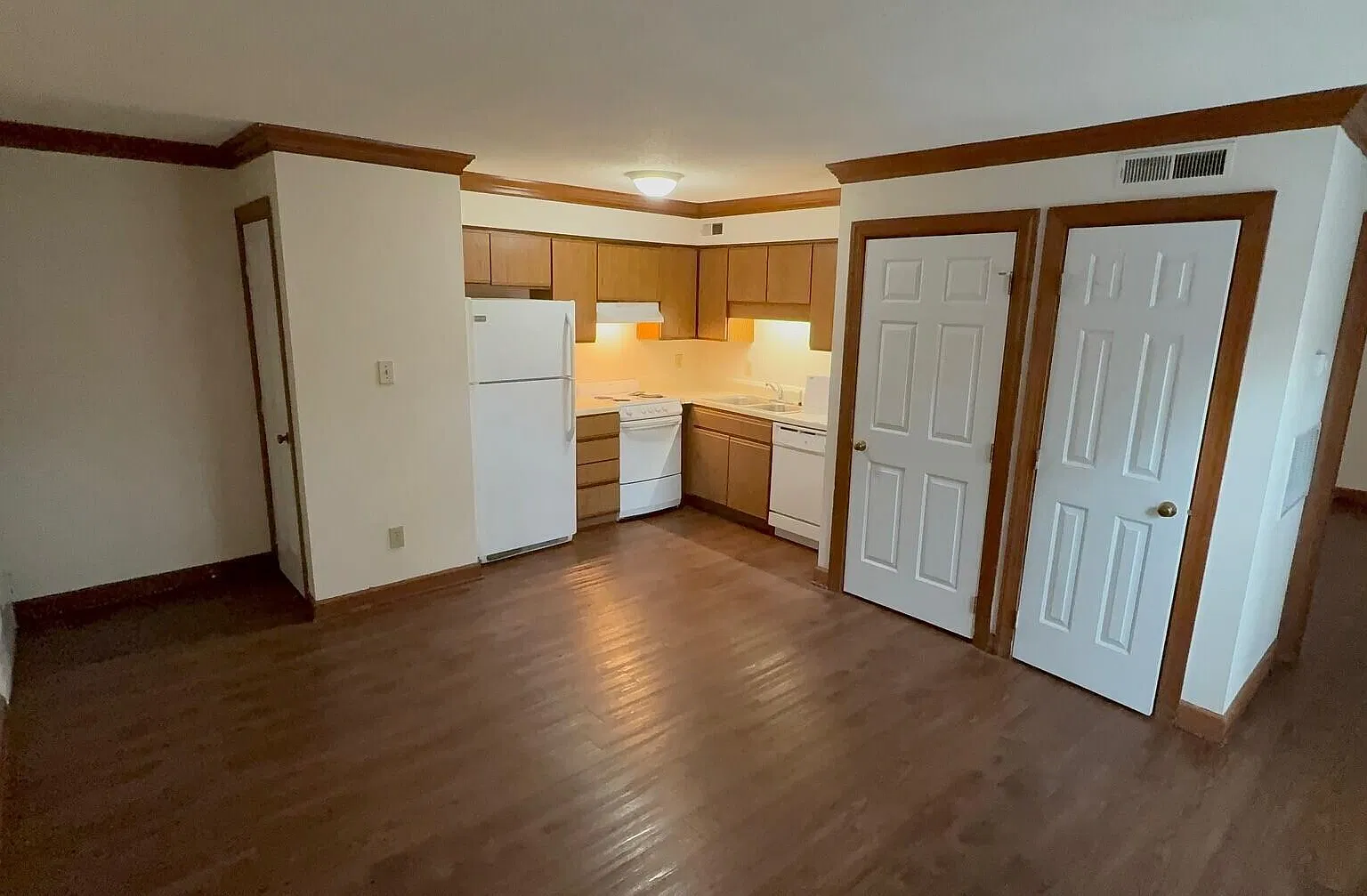 1 bed, 1.0 bath, 540 sqft, $995 — Photo 2