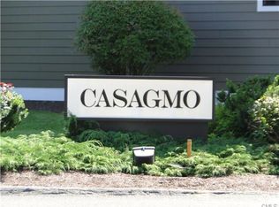 8 Keeler Ct, Ridgefield, CT 06877