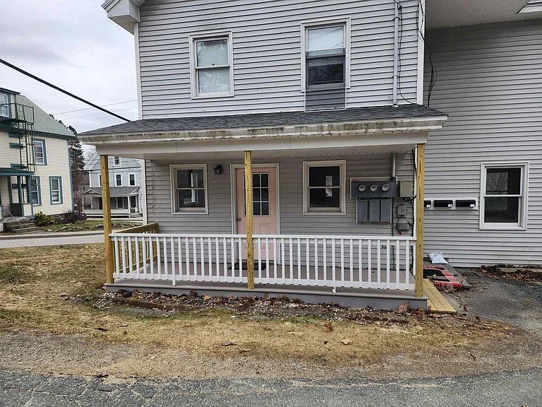 73 Pleasant St #1 — Photo 22