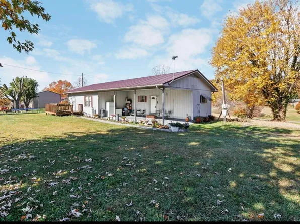 215 Fordtown Rd, Fall Branch, TN 37656