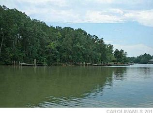 681 Reliance Ct, Tega Cay, SC 29708