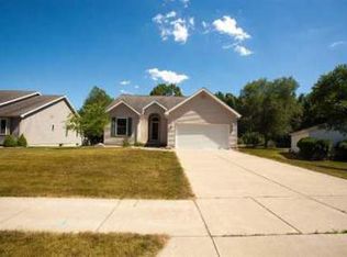 937 Sunburst Rd, Jackson, MI 49203